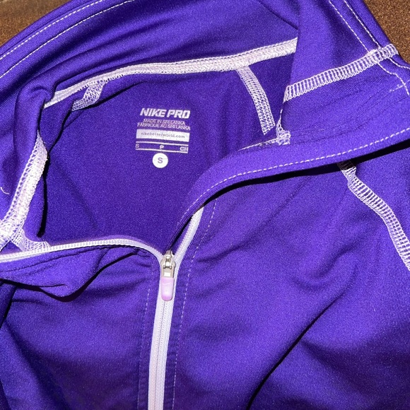 Nike pullover - Picture 2 of 2